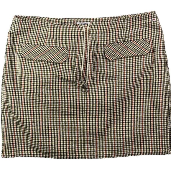 Tommy Hilfiger Mini Skirt Womens Size 12 Brown Red Checkered Sexy Cute Party NWT - Picture 1 of 14